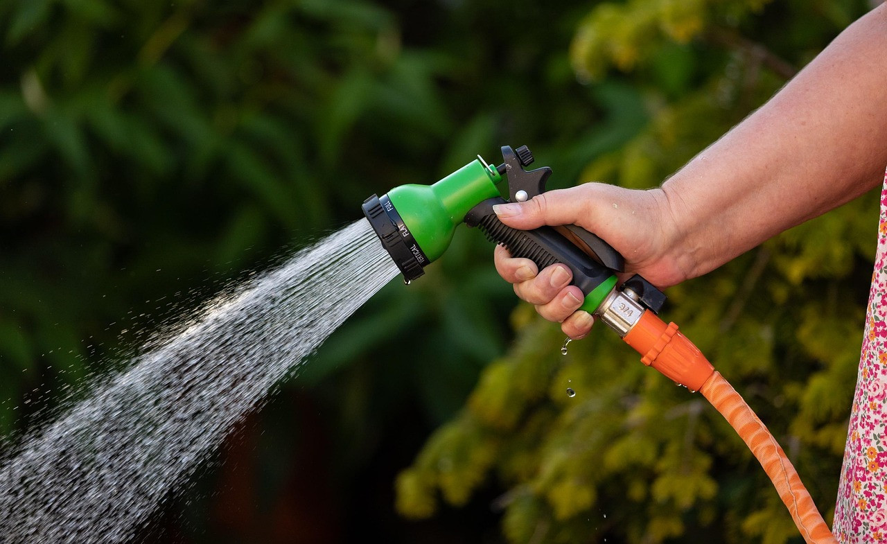Garden hose 6302165 1280